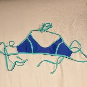 Xhilaration bikini top medium